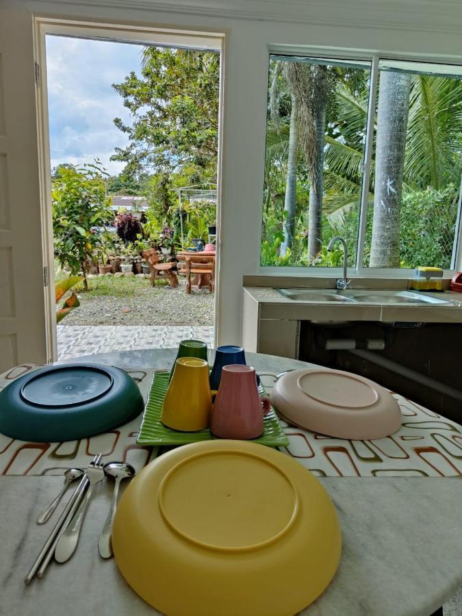 Sunrise Bedrooms And Transit Homestay *